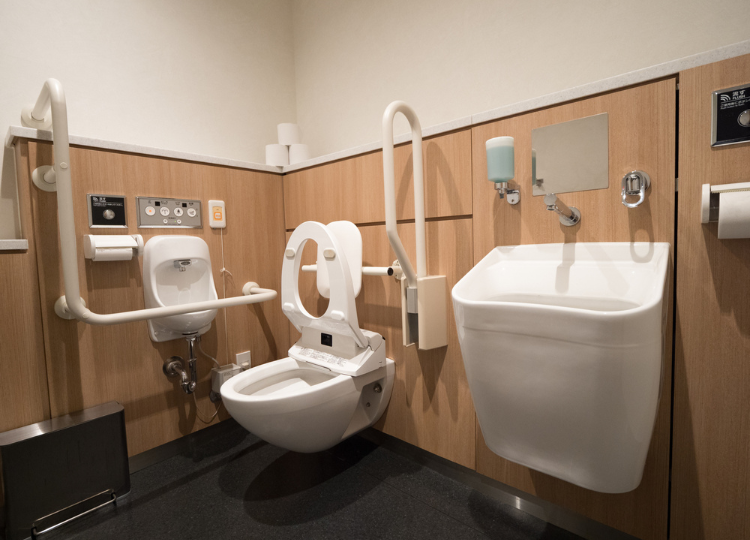 在宅介護で欠かせない「トイレ介助（排泄介助）」の注意点